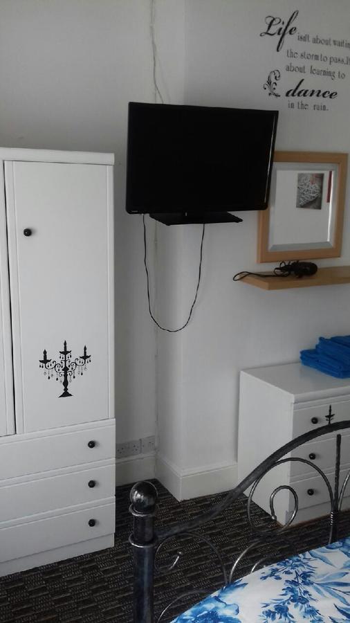 Amber Lodge Guest House Great Yarmouth Zewnętrze zdjęcie
